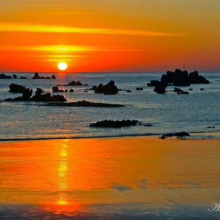 Playa Y Canas 아파트 노하